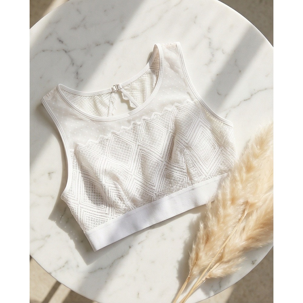 Cher France 36 Light Lavender Lace Geometric Mesh Bralette Crop Top Bra Vintage